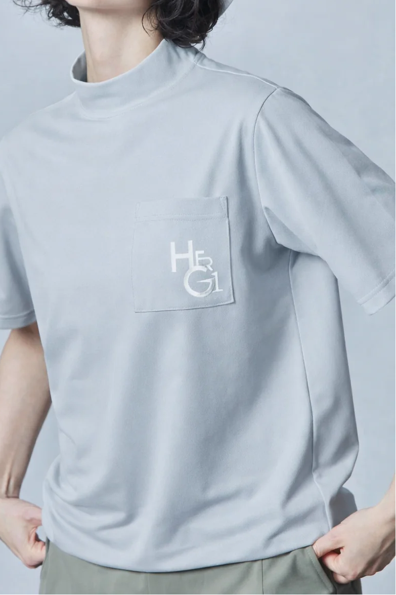 HERG1 WOMENS True Beaute Short Sleeve Mock Neck