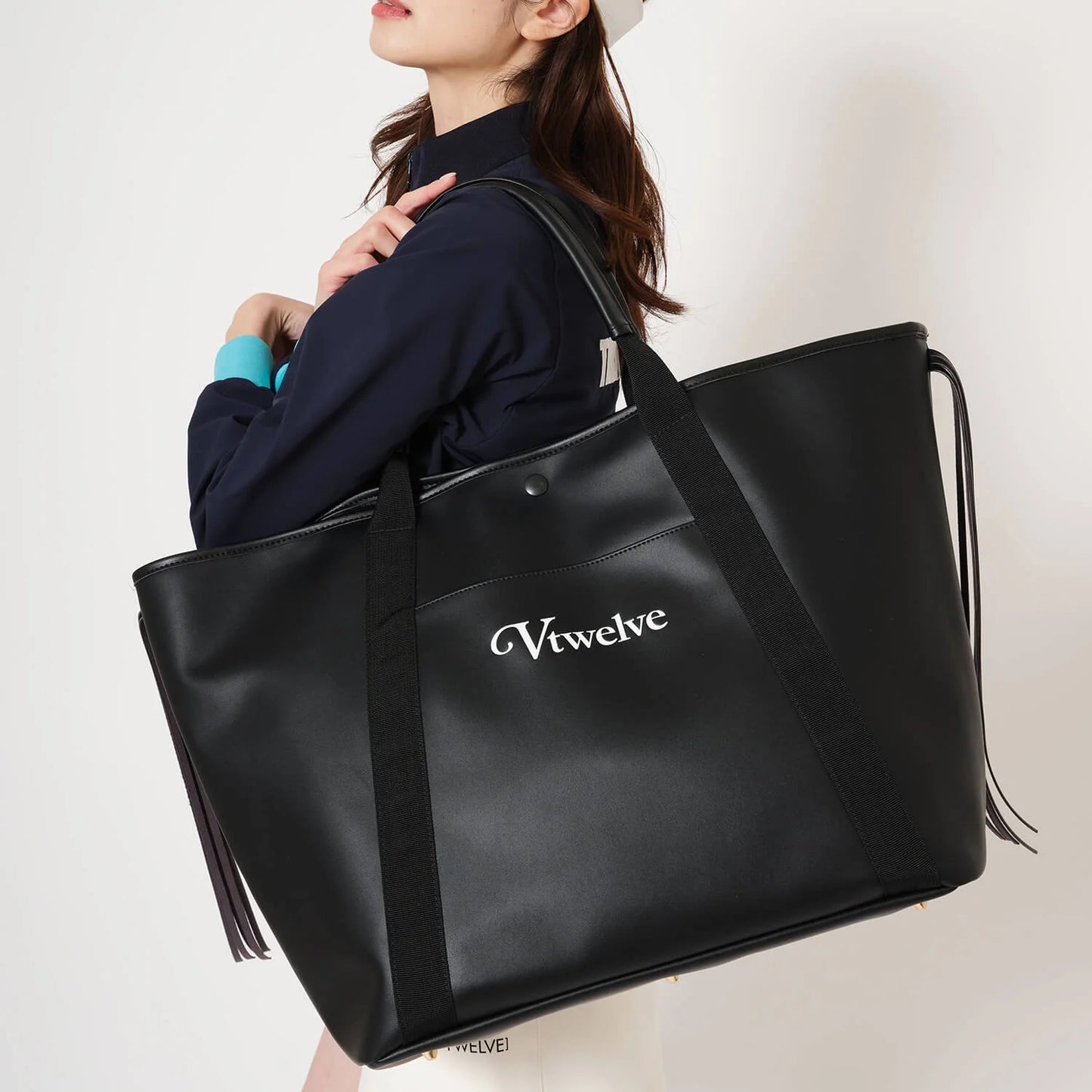 V12 AWA BIG TOTE