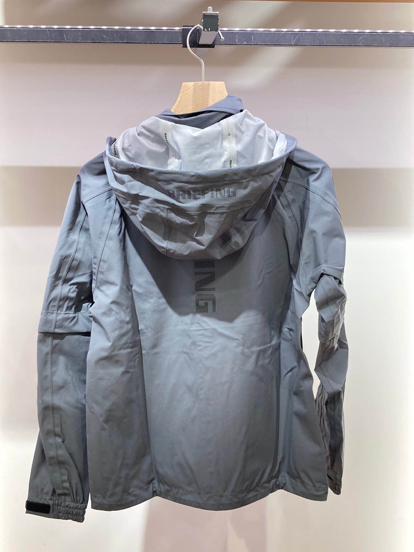 BRIEFING WOMENS WS WATER PROOF FZ JACKET