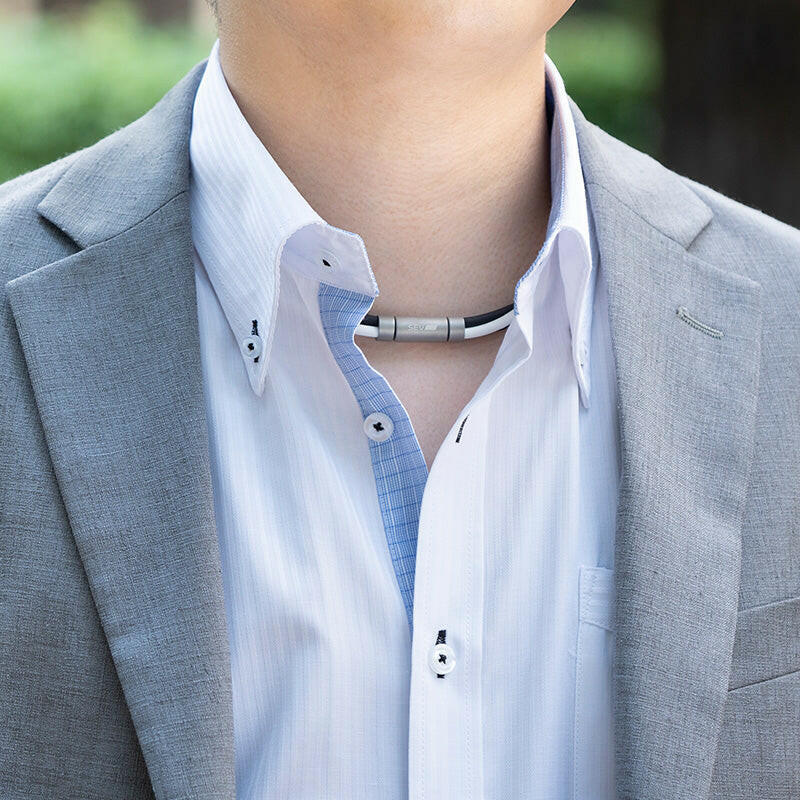 SEV Looper type 3 Ti Necklace（ネックレス／首用）