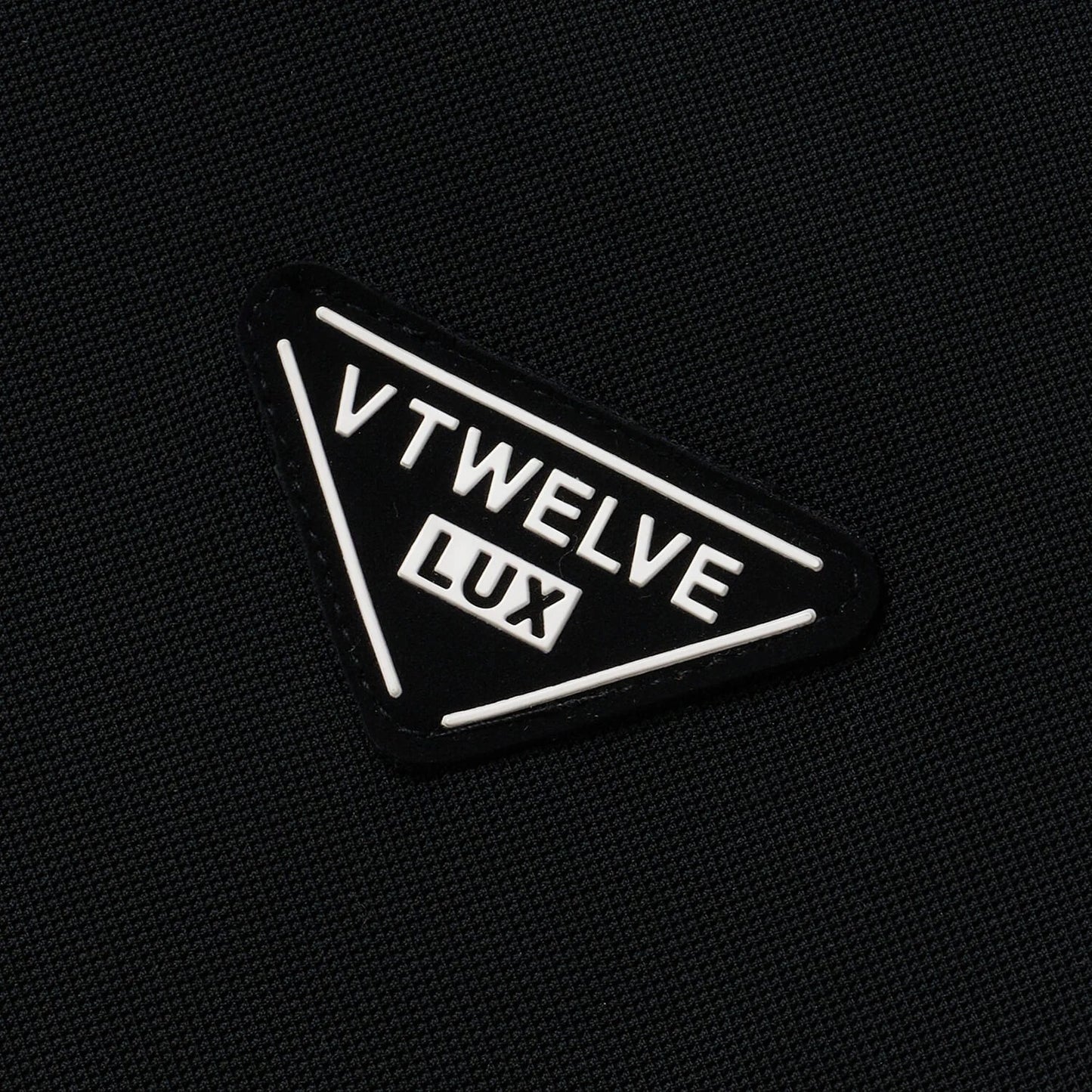 V12 MENS LX PANEL MOCK
