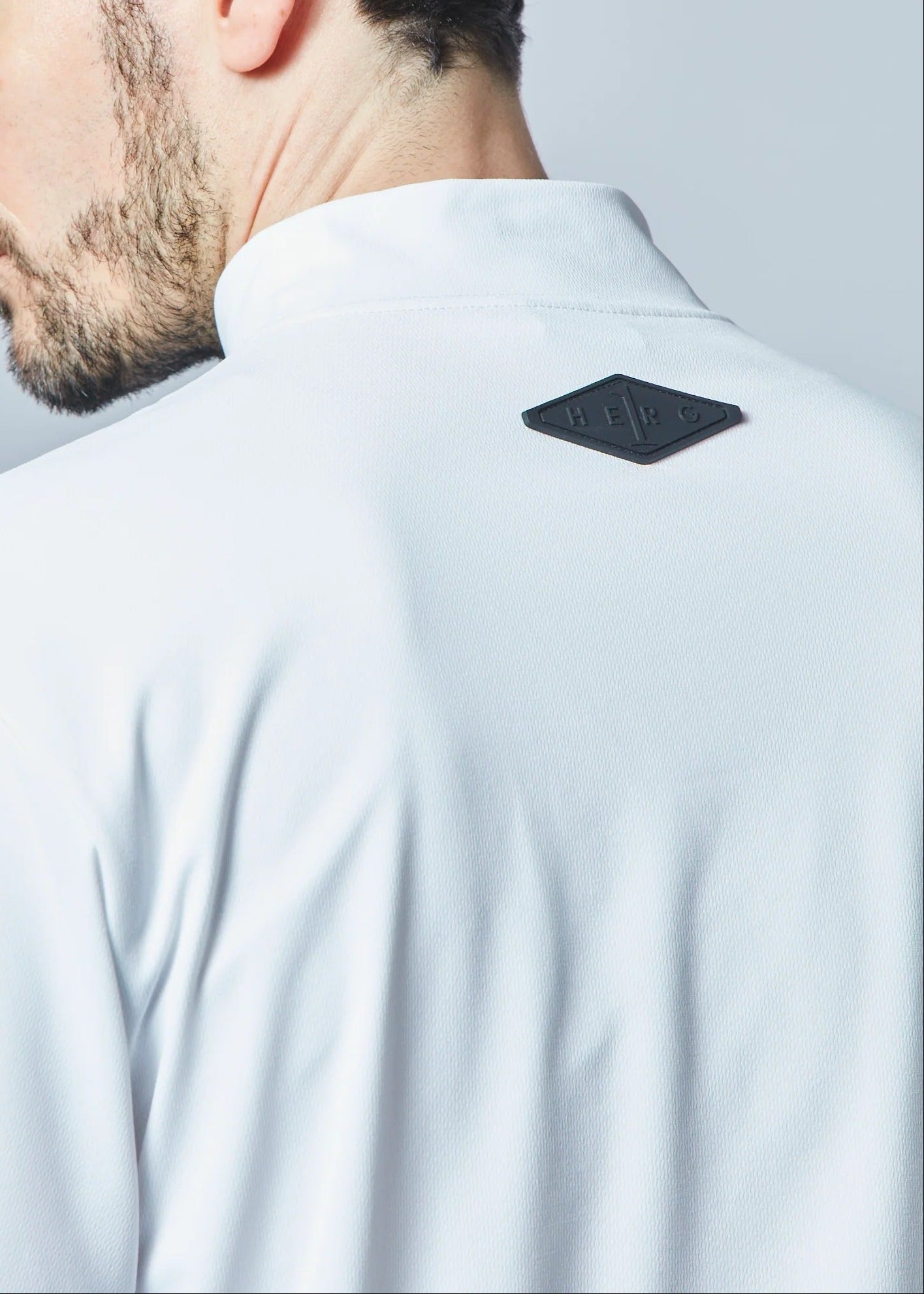 HERG1 MENS True Beaute Short Sleeve Mock Neck