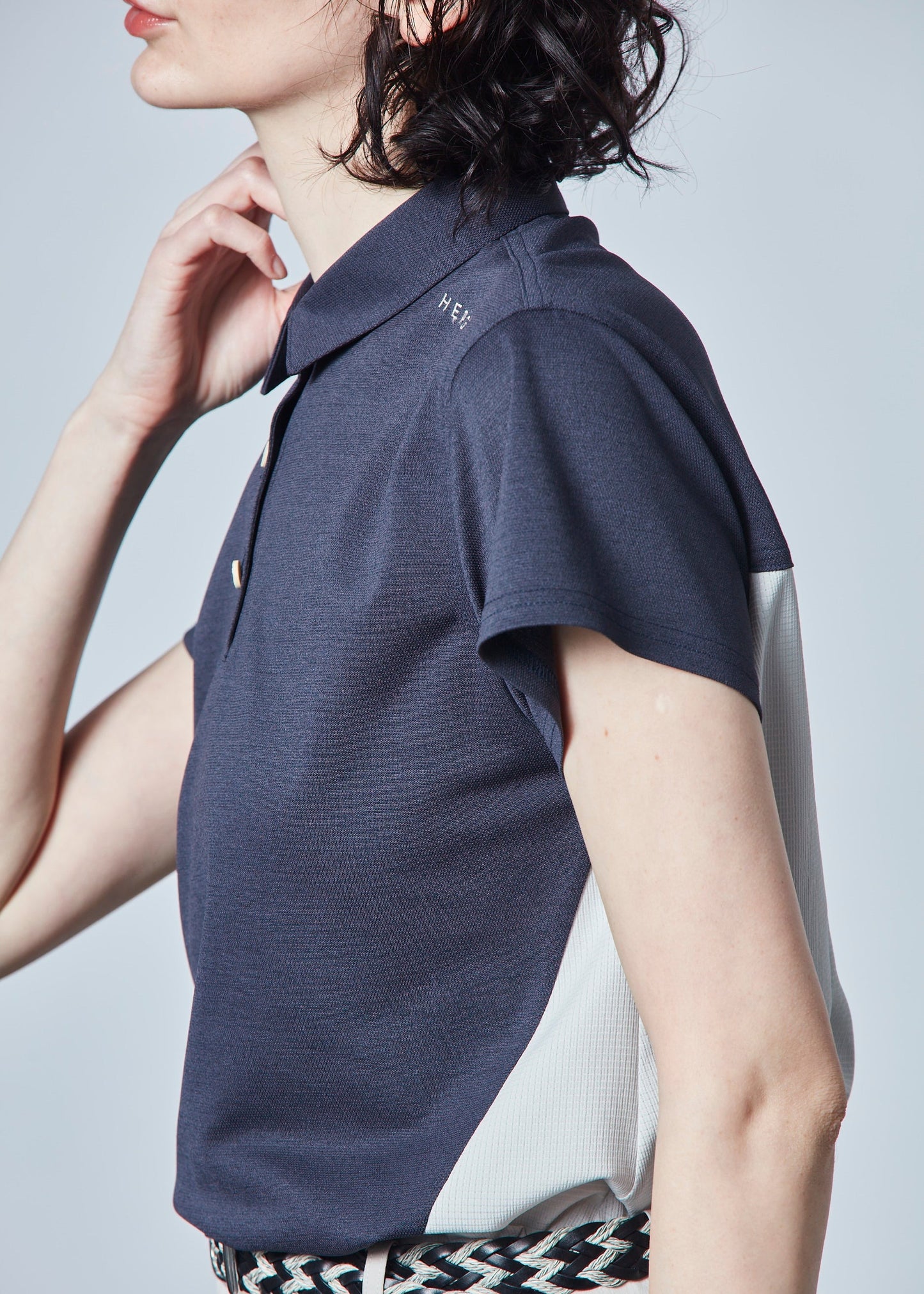 HERG1 WOMENS Piqué x Dot Air Flare Polo